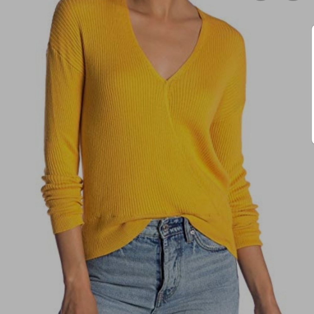 NWT Ribbed Sweater